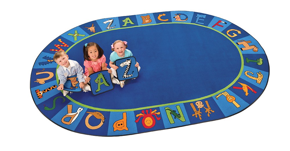 A to Z Animals! Rug (6'9" x 9'5" Oval)