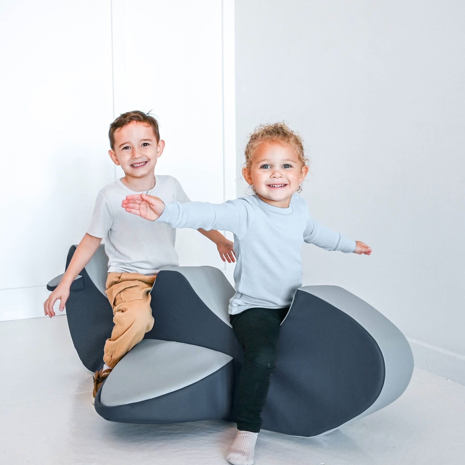 Rocket the Rocker – Navy/Gray (Double Airplane)